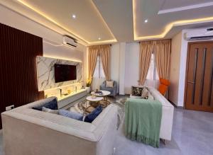 3 bedroom Flat / Apartment for shortlet Lekki Phase 1 Lekki Lagos