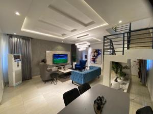 3 bedroom Flat / Apartment for shortlet Sholebo Estate Ebute Ikorodu Lagos