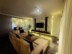 3 bedroom House for shortlet Ikeja Lagos