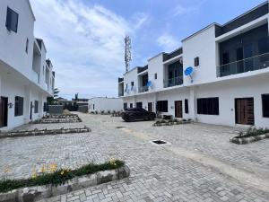 3 bedroom House for sale Ologolo Lekki Lagos
