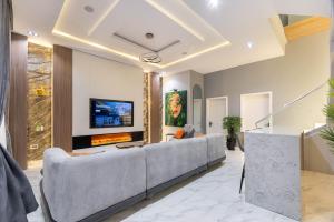 3 bedroom House for shortlet Ikota Lekki Lagos