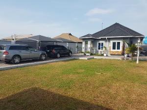 3 bedroom House for sale Ologunfe, Awoyaya Ajah Lagos