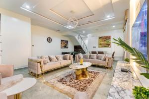 4 bedroom Flat / Apartment for shortlet Ikate Lekki Lagos