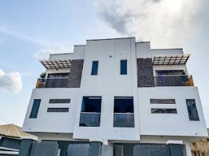 4 bedroom House for shortlet Millenuim/UPS Gbagada Lagos