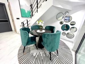 4 bedroom House for shortlet Ikota Lekki Phase 2 Lekki Lagos