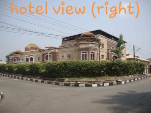 10 bedroom Commercial Property for sale Ikoyi Lagos