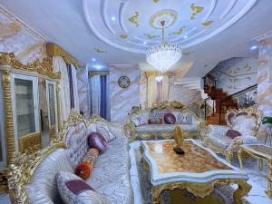 4 bedroom House for shortlet Ikota Lekki Lagos