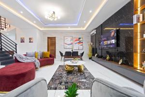 4 bedroom House for shortlet ONIRU Victoria Island Lagos