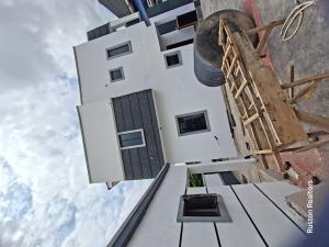 5 bedroom House for sale Kolapo Ishola Gra Akobo Ibadan Oyo