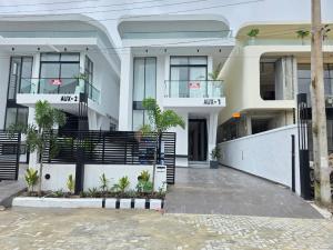 5 bedroom House for sale Chevron Toll Gate Lekki Lagos