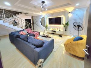 5 bedroom House for shortlet Ikate Lekki Lagos
