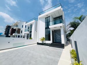 5 bedroom House for sale Chevron Chevron Lekki Lagos