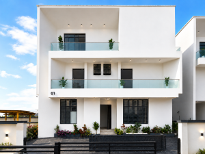 5 bedroom House for sale Hampton Lake Estate Chevron Chevron Alternative Route Lekki Lagos