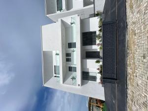 5 bedroom House for sale Chevron Lekki Lagos