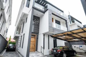 6 bedroom House for shortlet Lekki Phase 1 Lekki Lagos