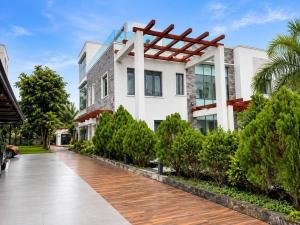8 bedroom House for sale Osapa london Lekki Lagos