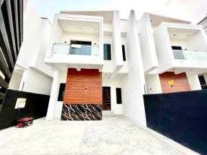 4 bedroom House for sale Abraham adesanya estate Ajah Lagos