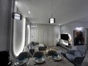 2 bedroom House for rent Ikoyi Lagos