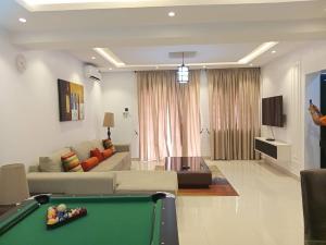 10 bedroom Flat / Apartment for rent Ikoyi Lagos