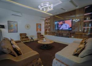 4 bedroom House for rent Off Adeola Odeku Victoria Island Lagos