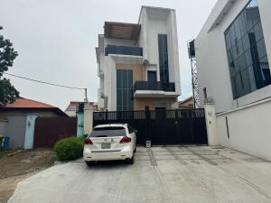 5 bedroom House for rent Omole phase 1 Ojodu Lagos