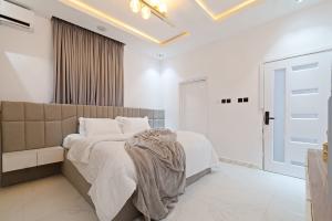 1 bedroom Flat / Apartment for shortlet Bera Estate Chevron Lekki Lagos