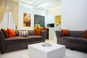 2 bedroom House for shortlet Ikeja GRA Ikeja Lagos