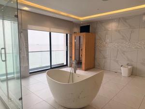 25 bedroom House for sale Banana Island Ikoyi Lagos
