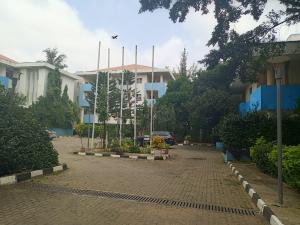 10 bedroom House for sale Ademola Adetokumbe Crescent, Wuse 2 Abuja