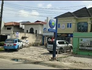 3 bedroom Commercial Property for rent Facing Directly On Freedom Way, Lekki 1, Lagos Freedom Way Lekki Lagos
