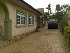 4 bedroom House for sale No 30, Unity Akatapa Road Ologuneru Ibadan north west Ibadan Oyo