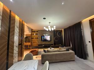 4 bedroom House for shortlet Chevron Lekki Lagos