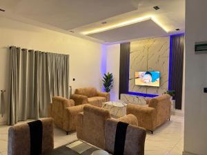 2 bedroom Flat / Apartment for shortlet OGBA GRA Ogba Lagos