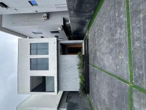 5 bedroom House for sale Ologolo Lekki Lagos