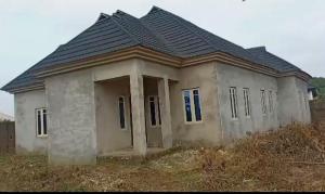 4 bedroom House for sale Zone 3, Ayetigbo Street, Papa Ogungbade, Off Don Bosco, New Ife Road Ibadan Oyo