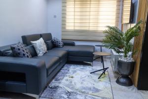 1 bedroom Flat / Apartment for shortlet Akanni Bashorun Lekki Phase 1 Lekki Lagos