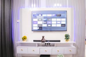 2 bedroom Flat / Apartment for shortlet Tiwatayo Street Egbeda Alimosho Lagos