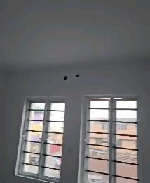 2 bedroom House for rent Shomolu Shomolu Lagos