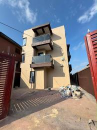 2 bedroom House for sale Fadeyi Shomolu Lagos