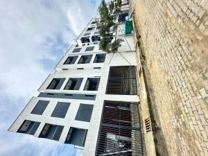2 bedroom Flat / Apartment for sale Ologolo Lekki Lagos