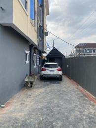 2 bedroom Flat / Apartment for rent Onipan Shomolu Shomolu Lagos