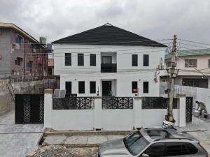 3 bedroom Flat / Apartment for sale Ifako-gbagada Gbagada Lagos