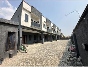 4 bedroom House for sale Okun Ajah Ajah Lagos