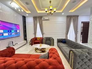 4 bedroom House for shortlet Salem Ikate Lekki Lagos