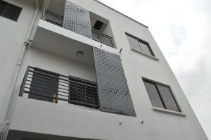 4 bedroom House for rent Surulere Lagos