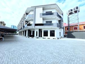 4 bedroom House for sale ONIRU Victoria Island Lagos