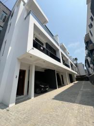 4 bedroom House for sale Ologolo Lekki Lagos