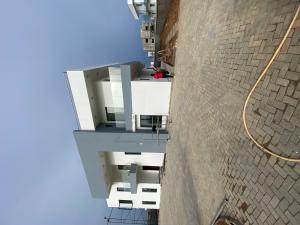 6 bedroom House for rent Mayegun Estate Ikate Lekki Lagos