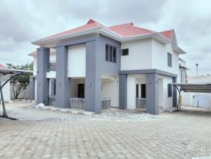 6 bedroom House for rent 6th Avenue, Gwarinpa Abuja
