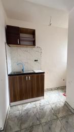1 bedroom Flat / Apartment for rent Off Pedro Road, Shomolu, Lagos. Shomolu Lagos